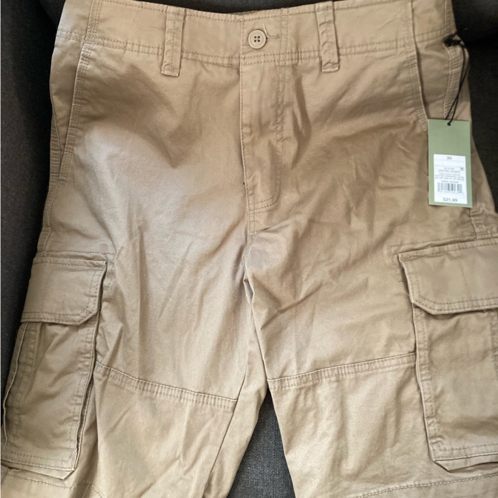 Men’s cargo shorts